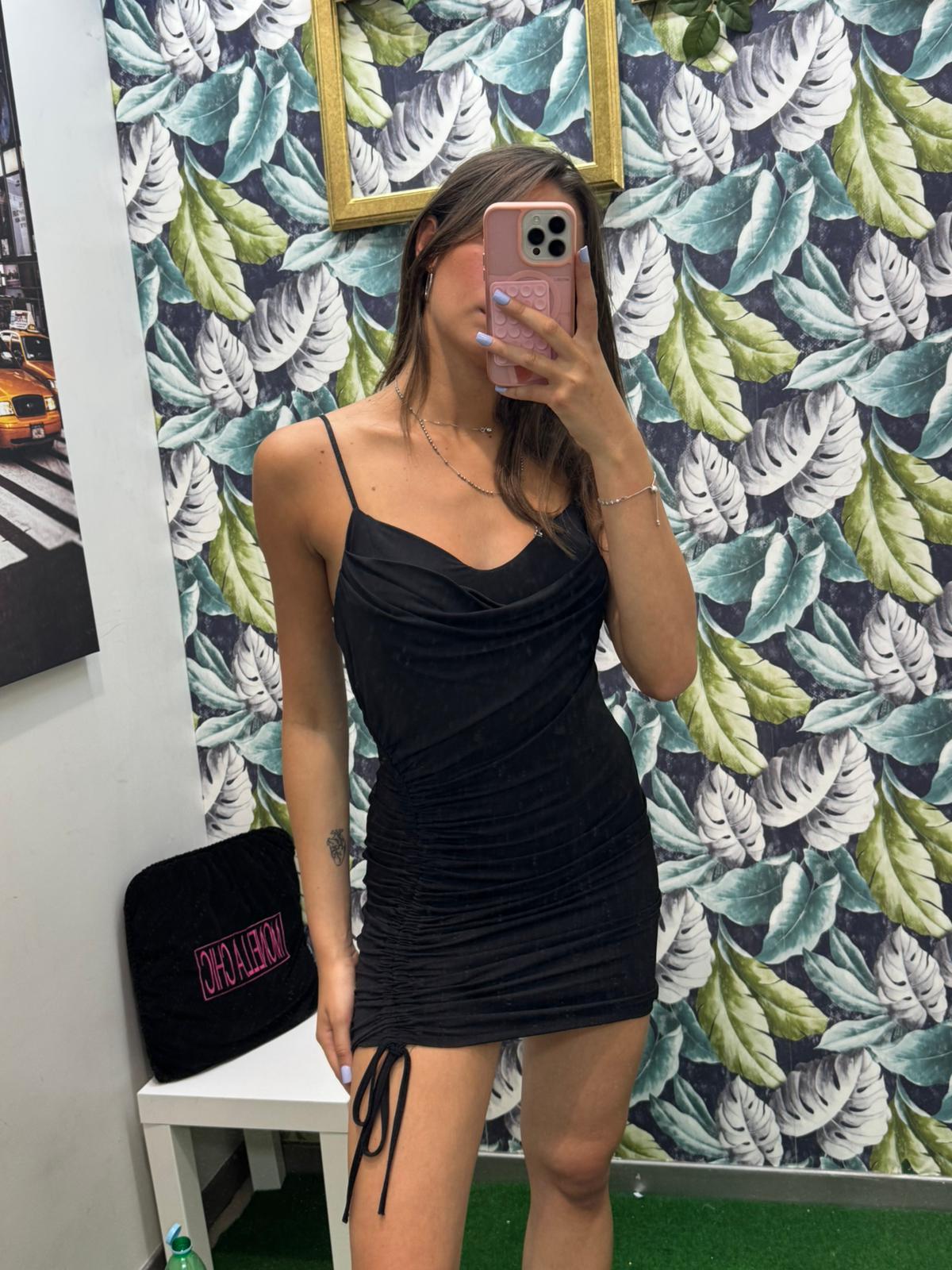 Monella Chic