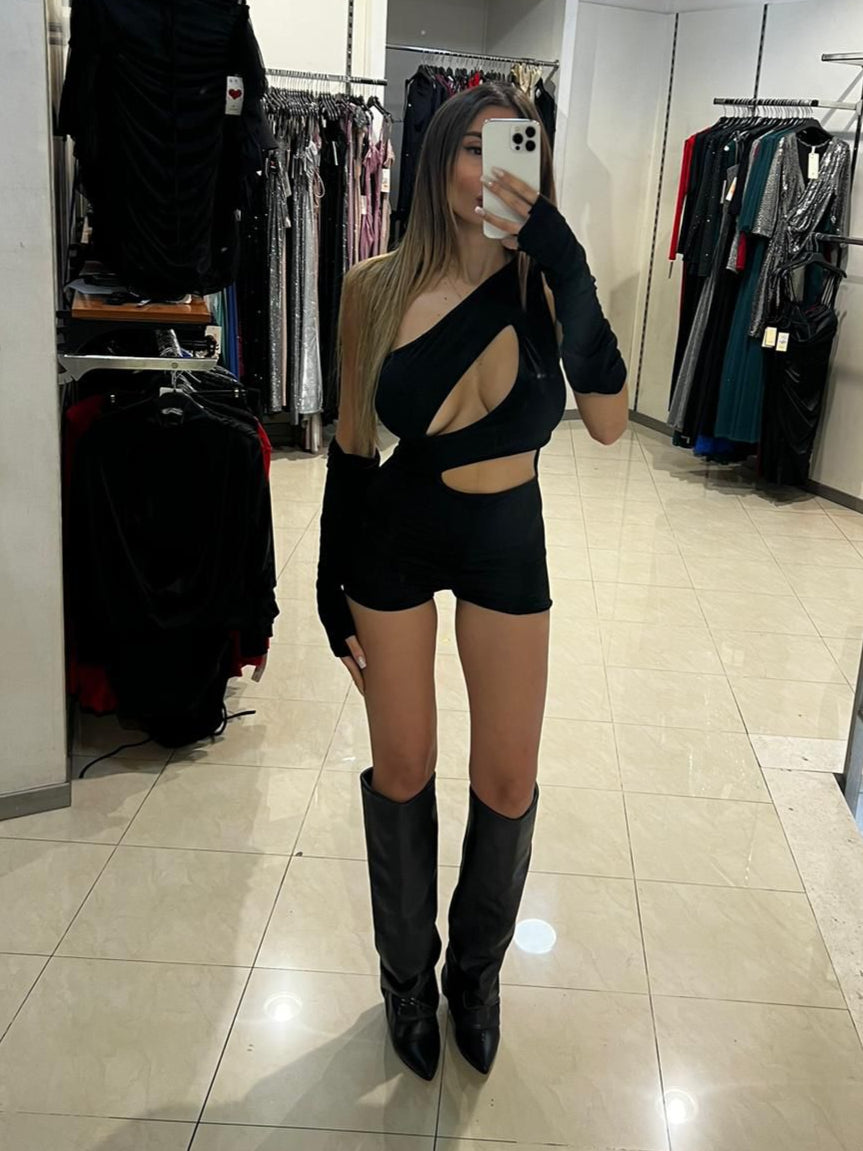 Monella Chic