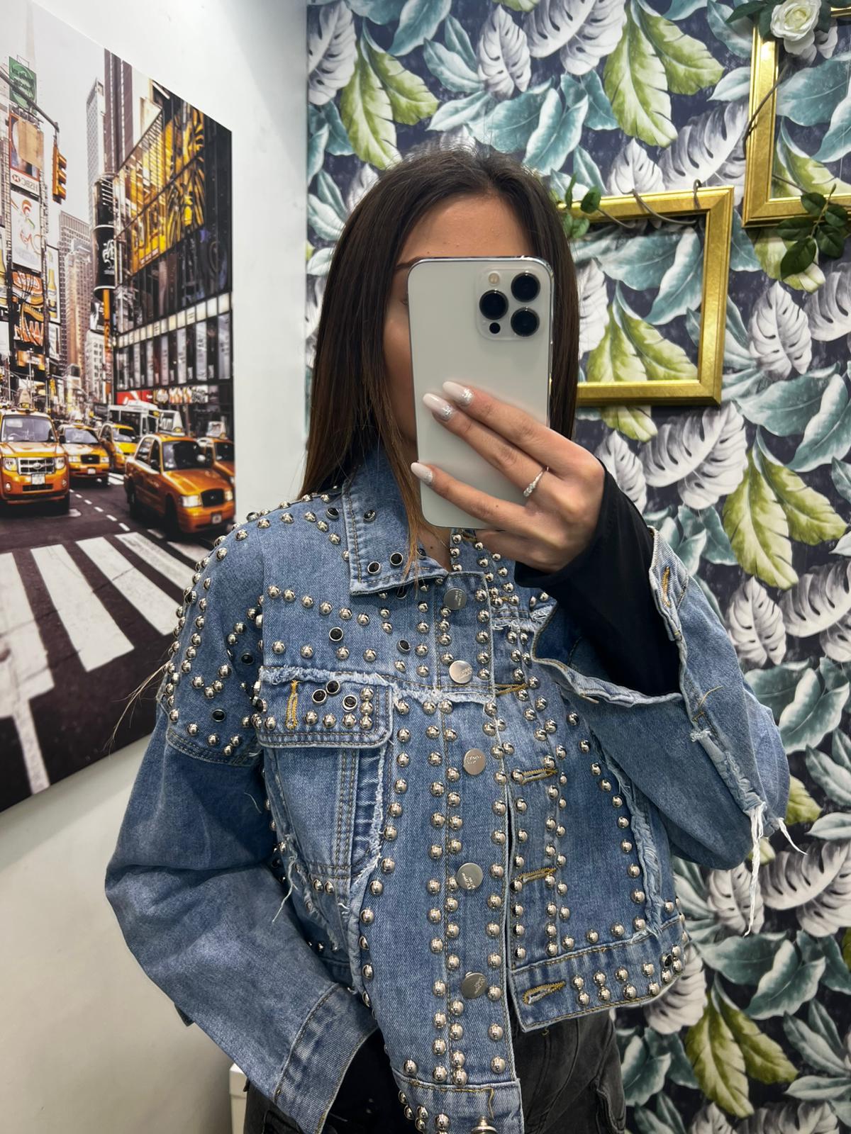 Monella Chic