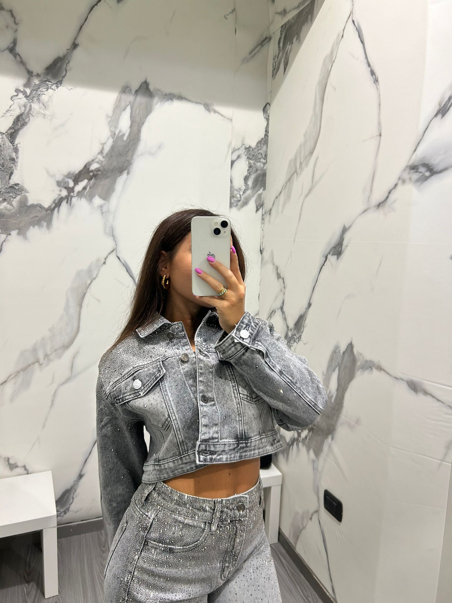 Monella Chic