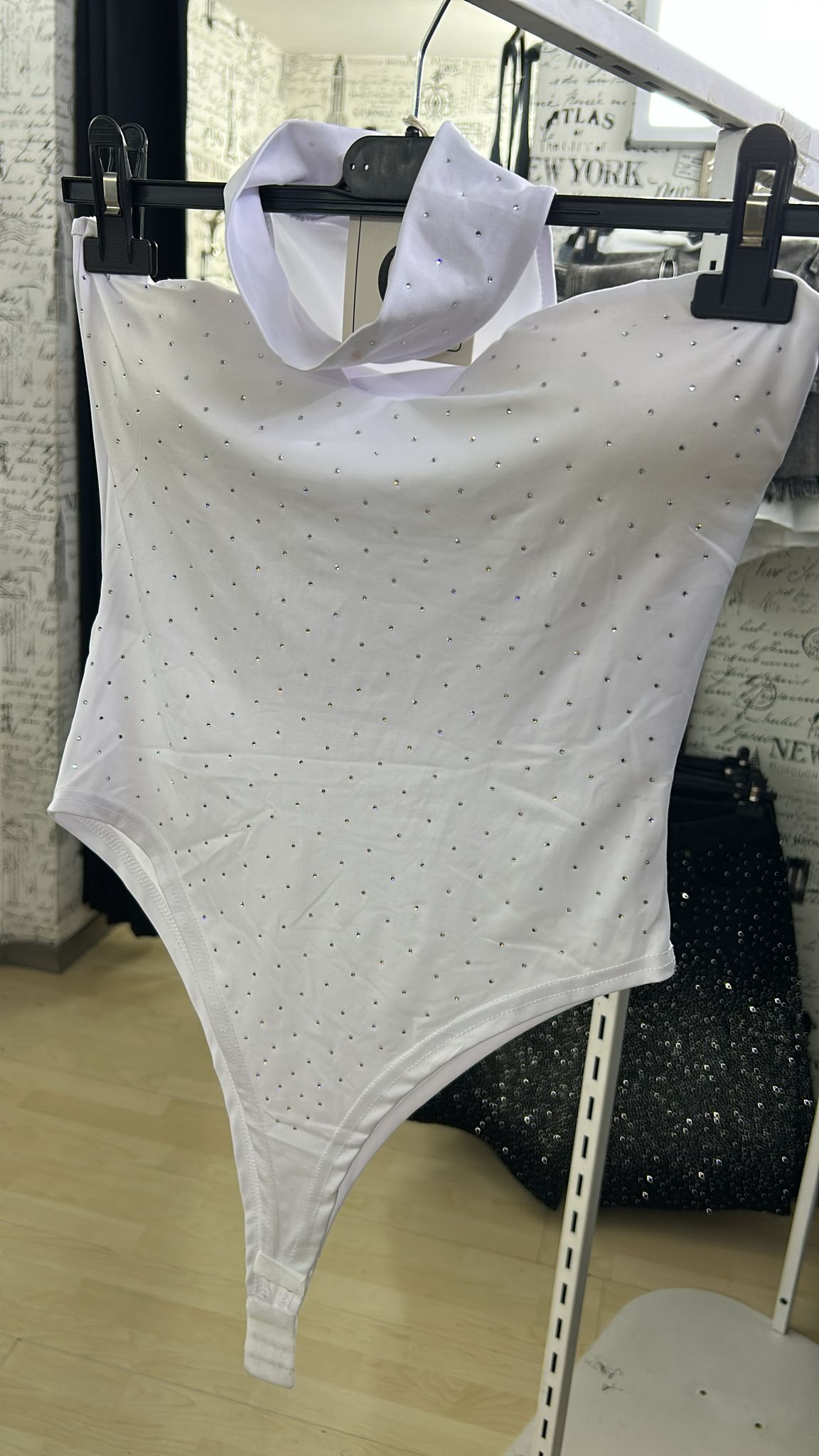 Monella Chic