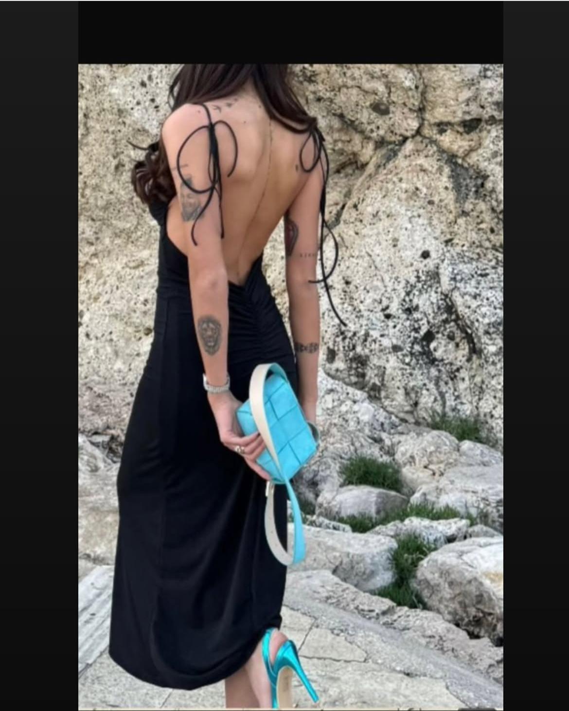 VESTITO LUNGO SCOLLATO DIETRO SERY