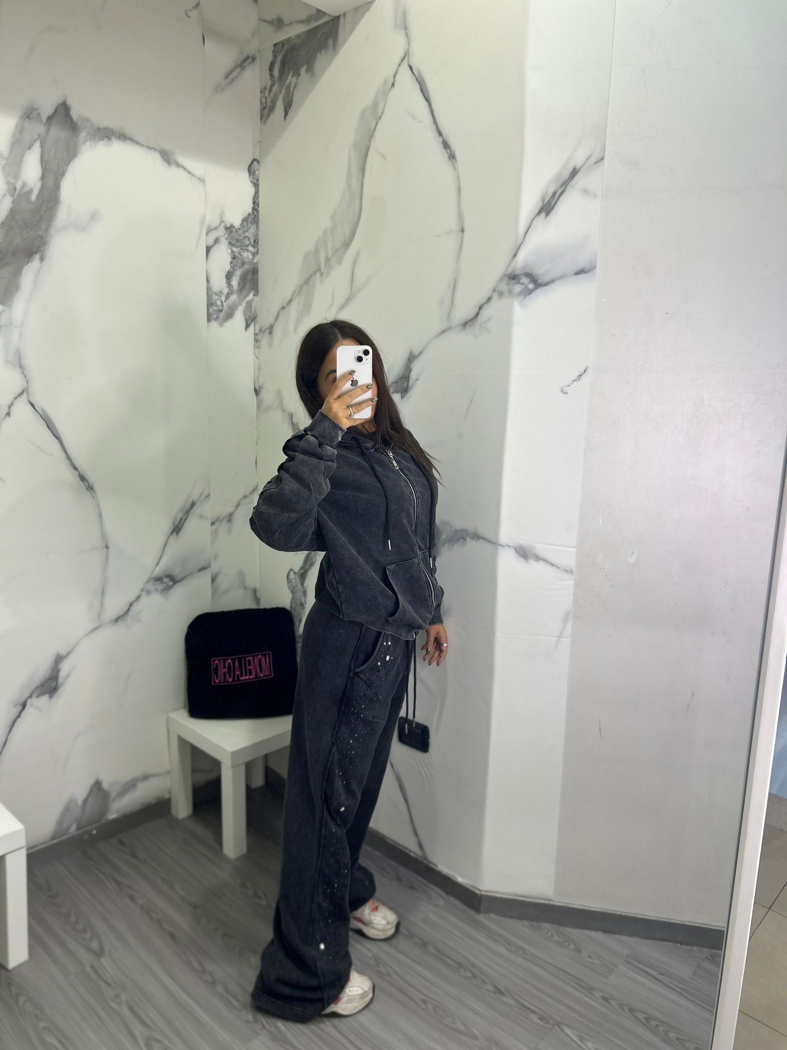 Monella Chic