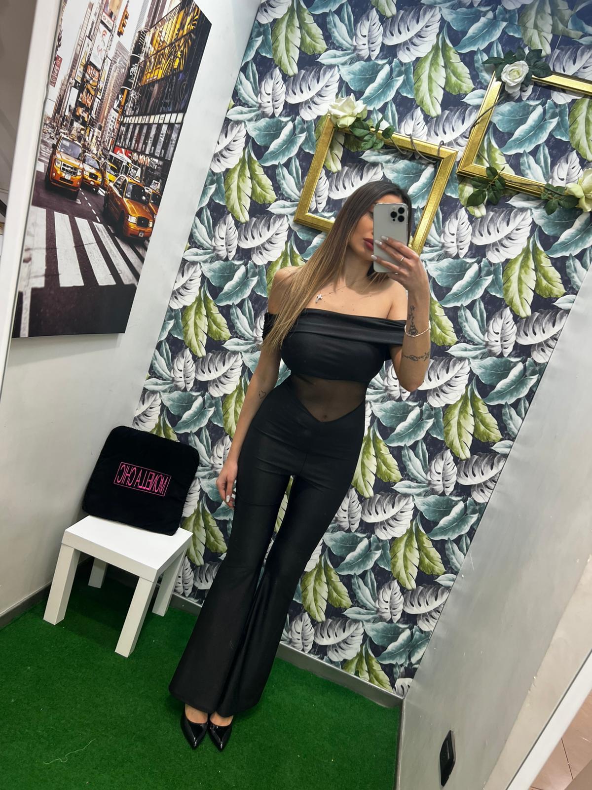 Monella Chic