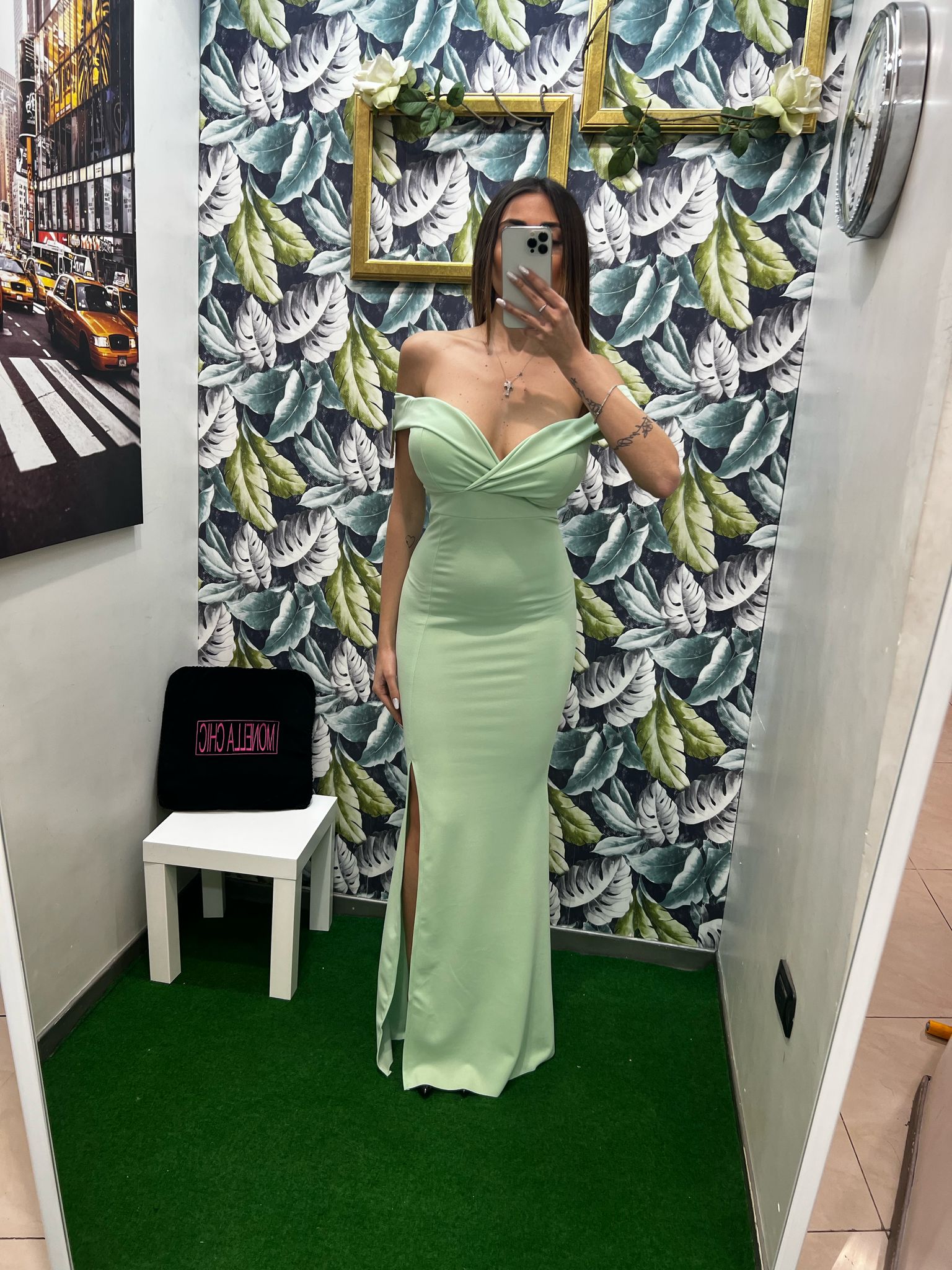 Monella Chic
