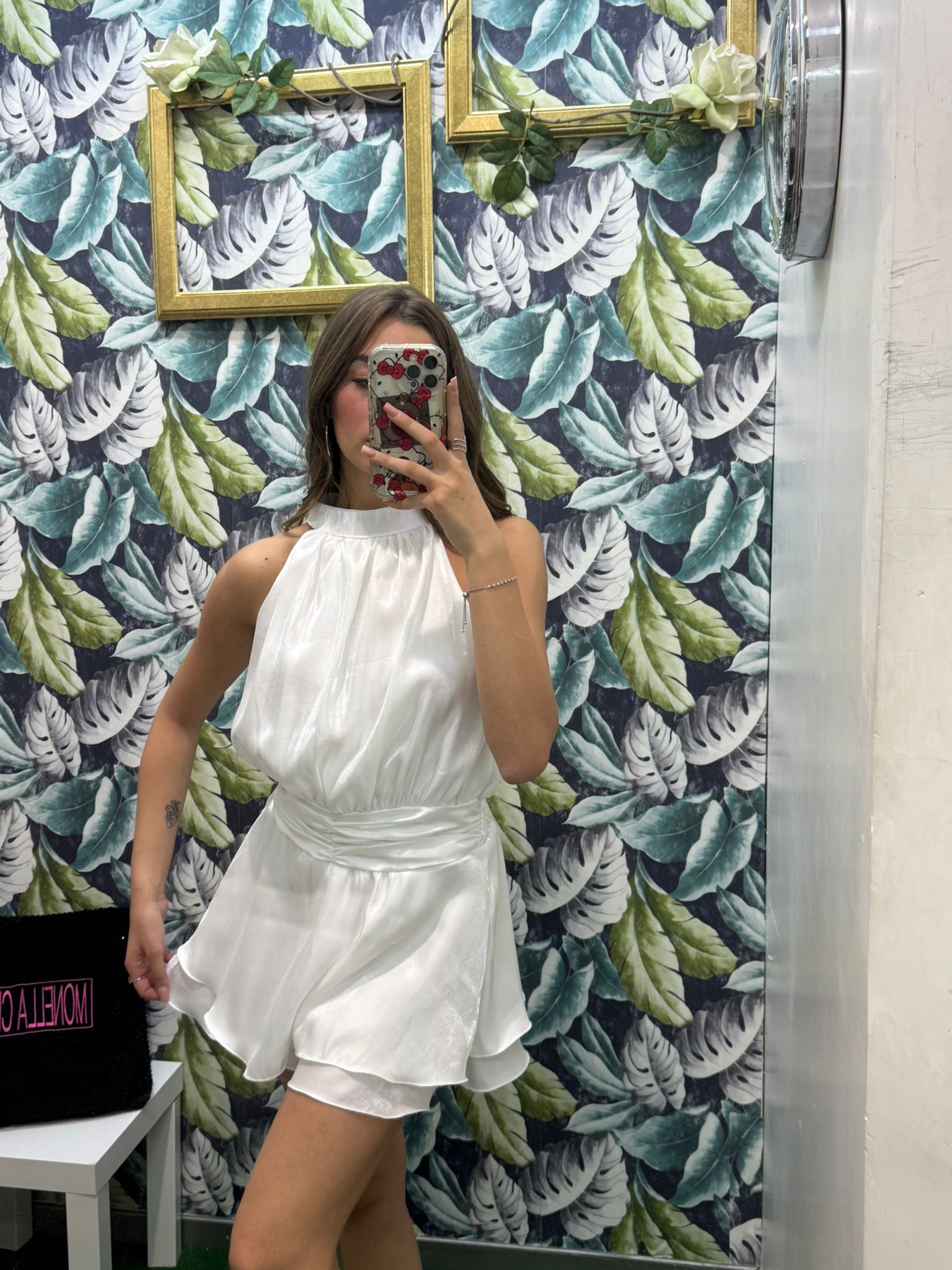 Monella Chic