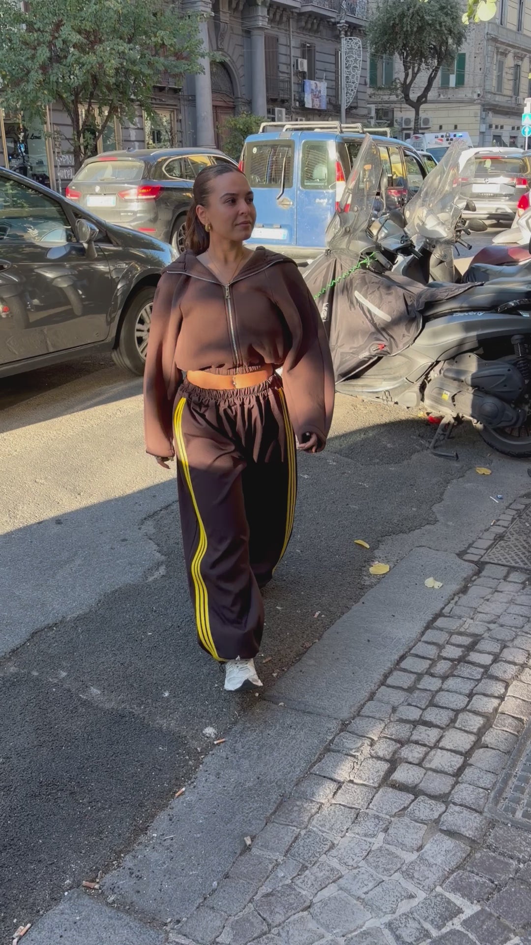 Pantatuta mod Adid**