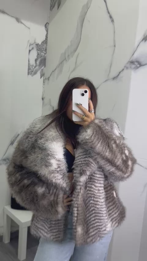 Monella Chic