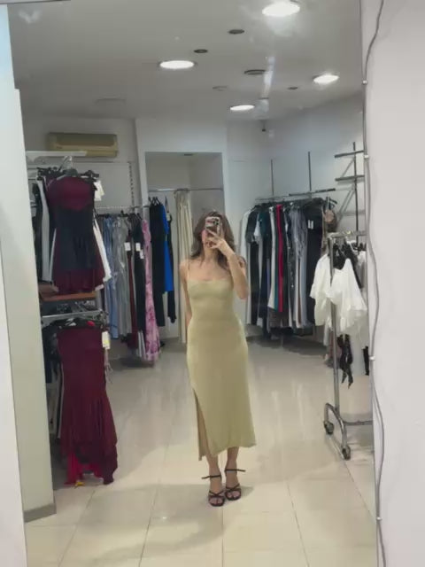 Monella Chic